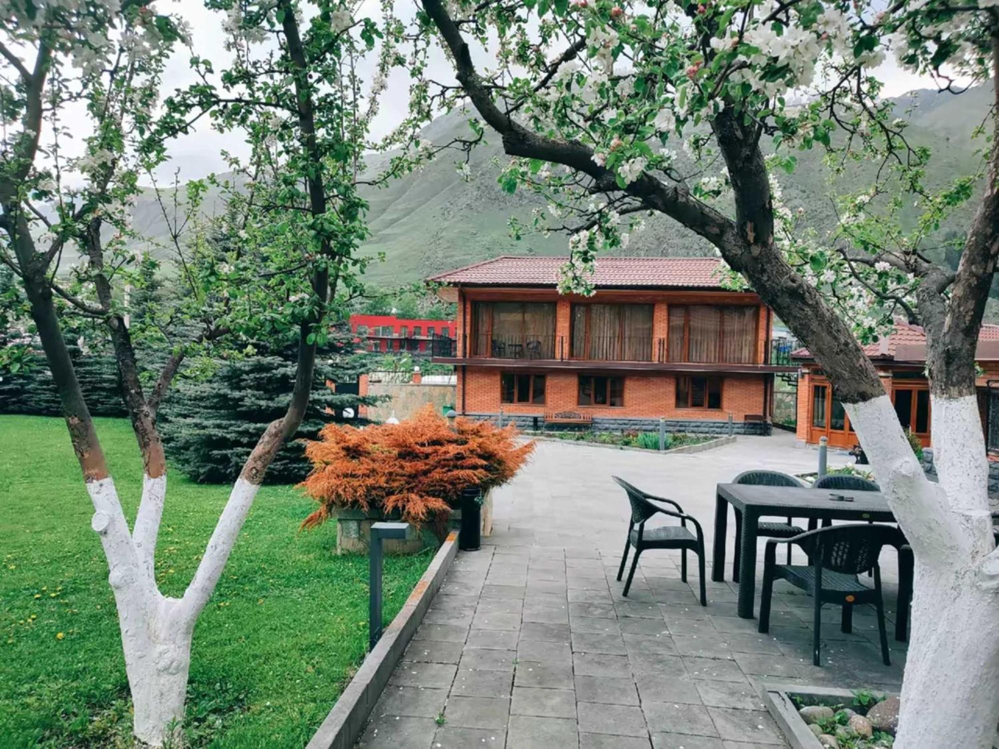 Vardisubani Villa Stepancminda Zewnętrze zdjęcie